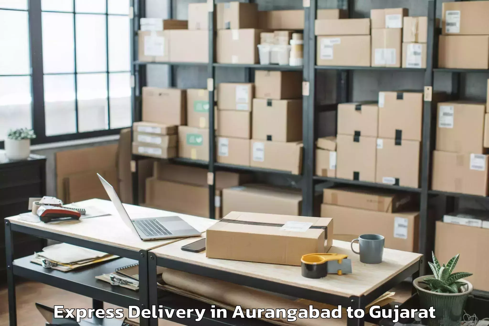 Affordable Aurangabad to Olpad Express Delivery